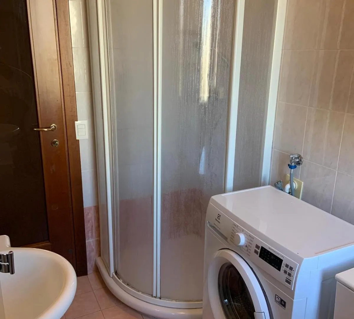 Interno 6 Διαμέρισμα Βερόνα 0*,